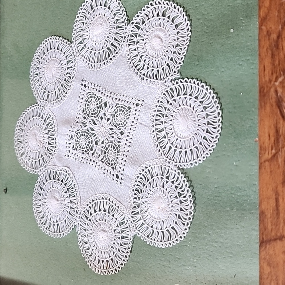 Antique decor - Picture 2 of 3